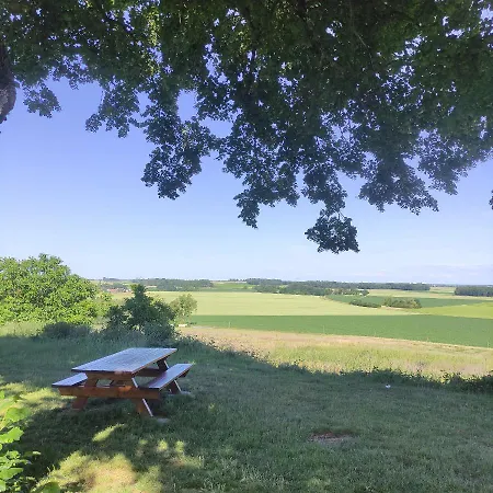 Homestay Un Coin De Paradis A , 40 Minutes Disneyland Doue